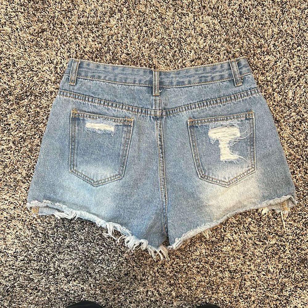 High Waisted Shorts - Picture 2 of 3